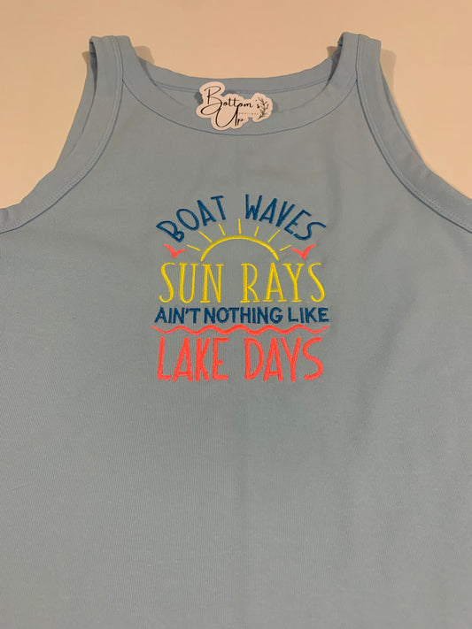 Lake Days Boat Waves & Sun Rays Tank Top