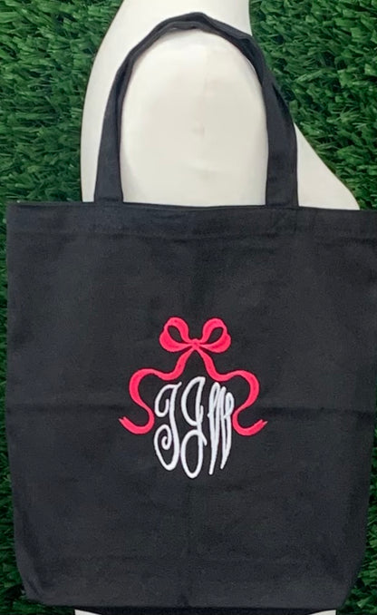 Personalized Canvas Tote Bag – Monogram & LaceFont